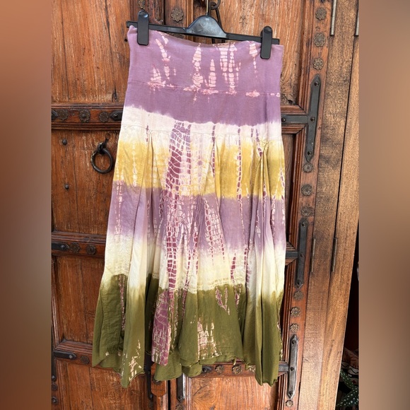 Solitaire Tie-Dye Skirt in Purple, Yellow, and Green size M - Picture 5 of 8